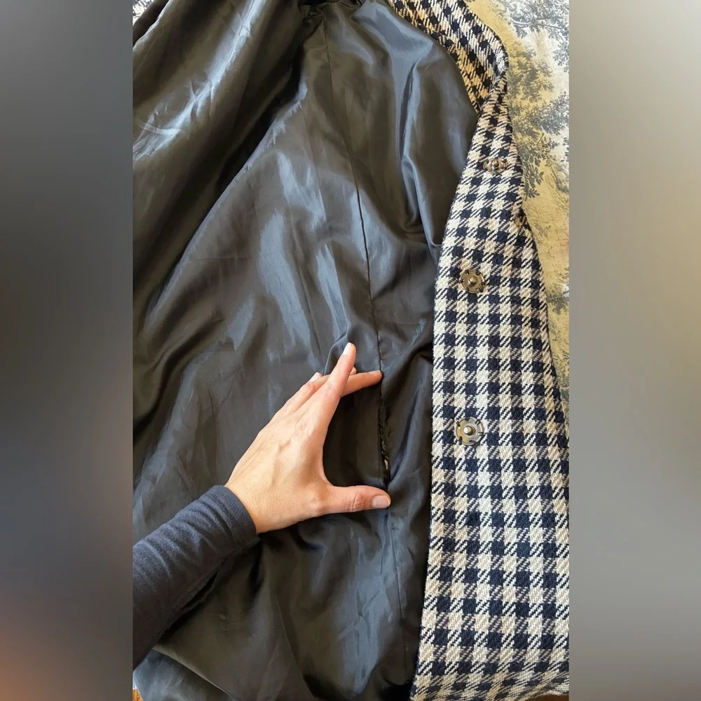 Urban Outfitters Navy Tan Black White Jacket - Picture 7 of 7